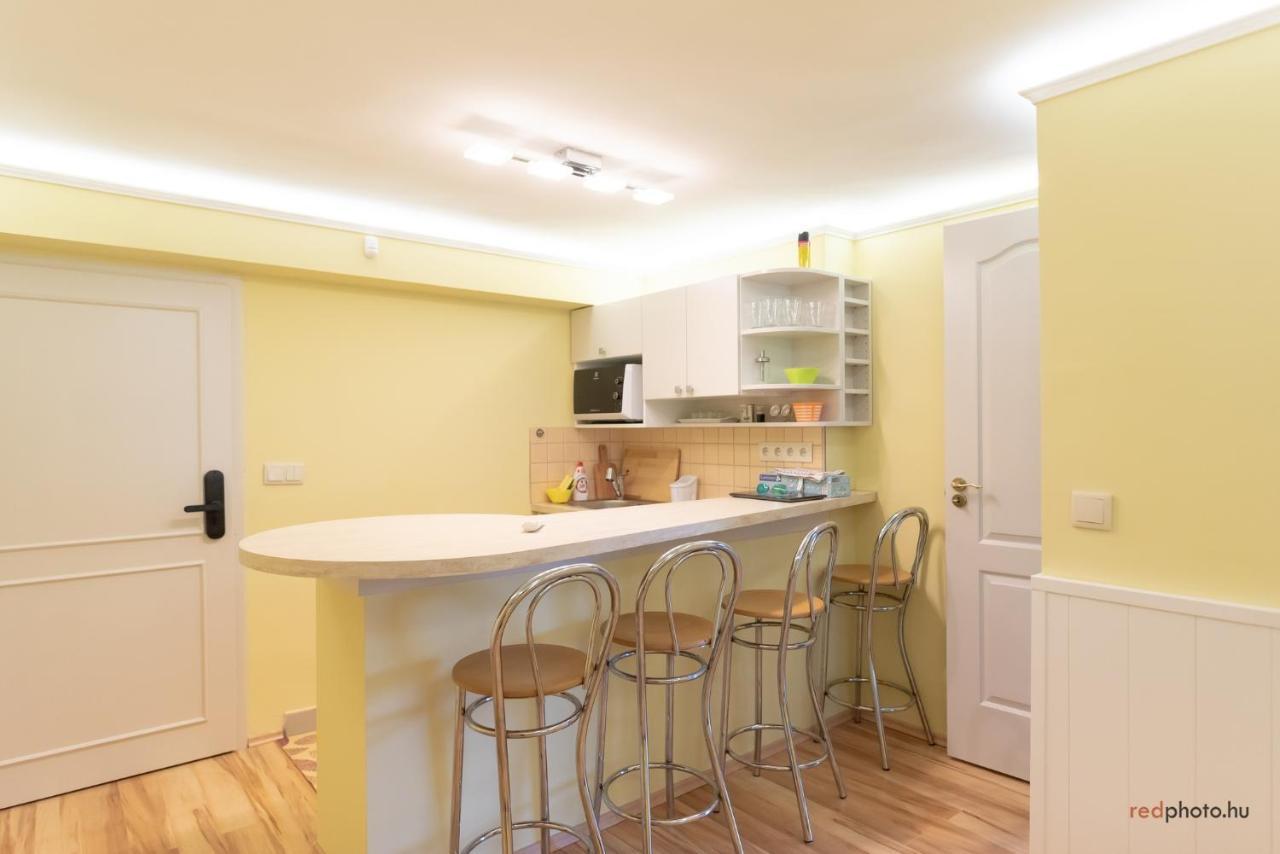 Zefir Apartments Balatonfüred Екстериор снимка