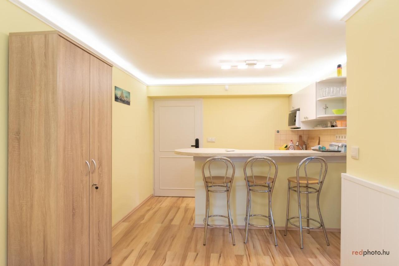 Zefir Apartments Balatonfüred Екстериор снимка
