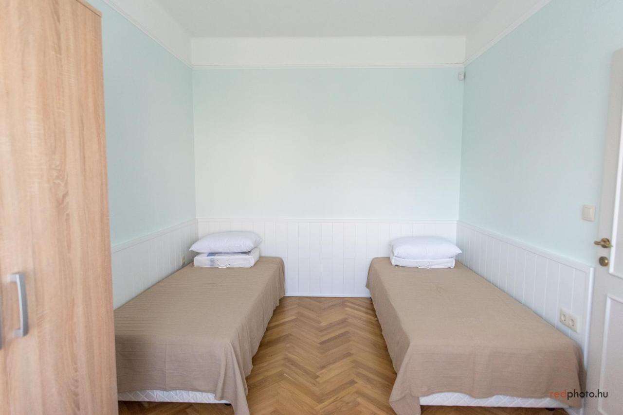 Zefir Apartments Balatonfüred Екстериор снимка
