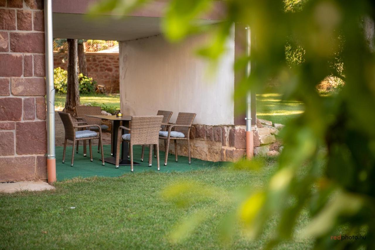 Zefir Apartments Balatonfüred Екстериор снимка