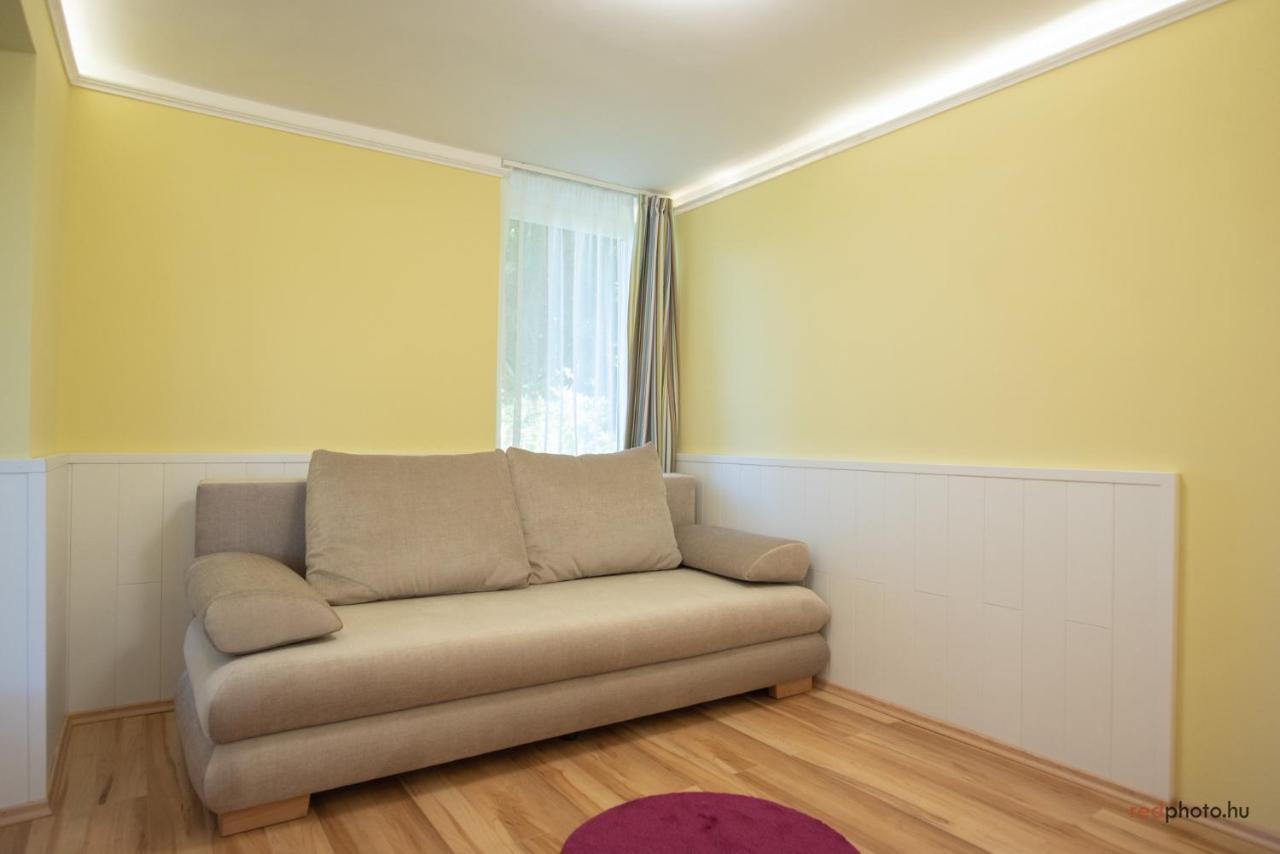 Zefir Apartments Balatonfüred Екстериор снимка