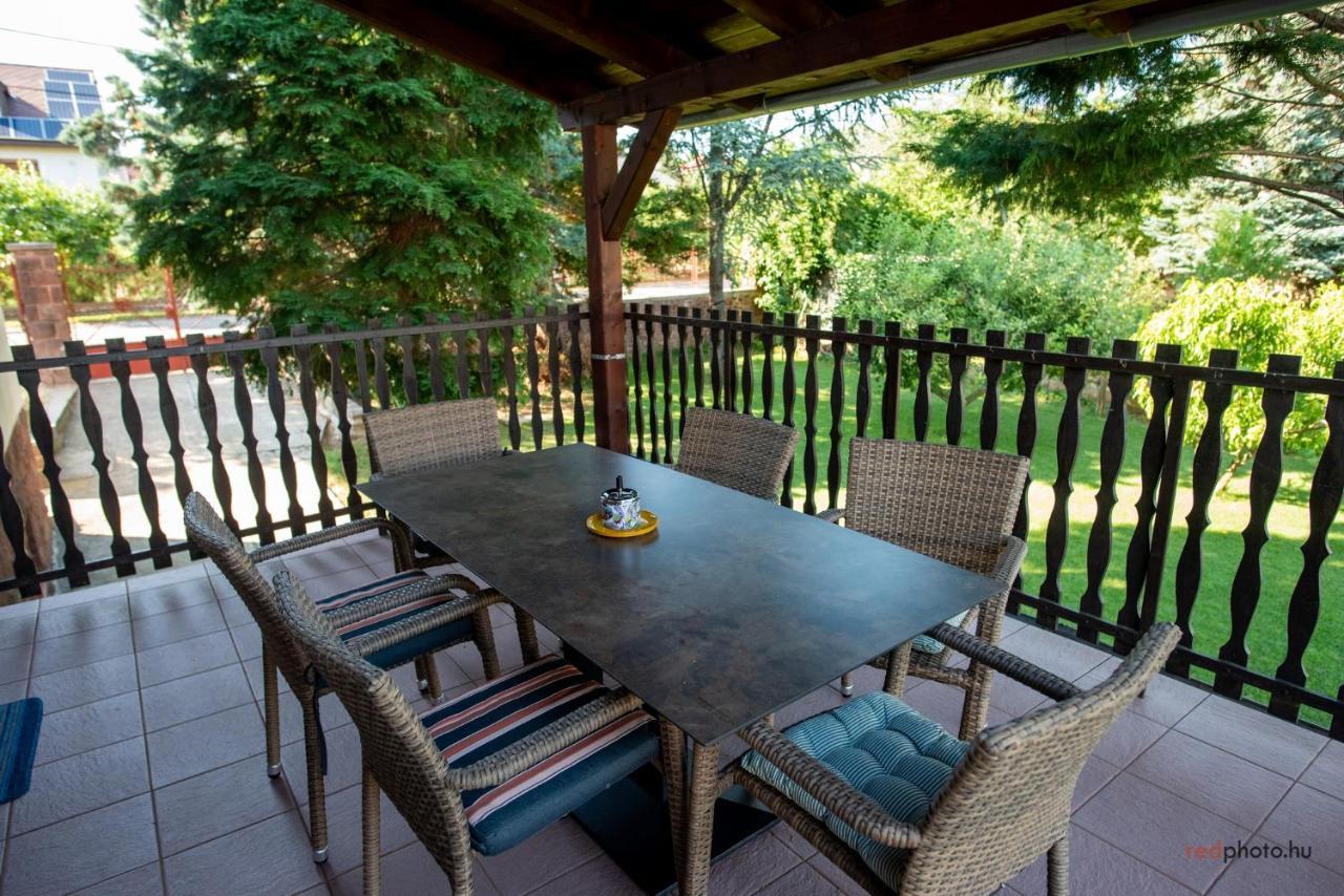 Zefir Apartments Balatonfüred Екстериор снимка